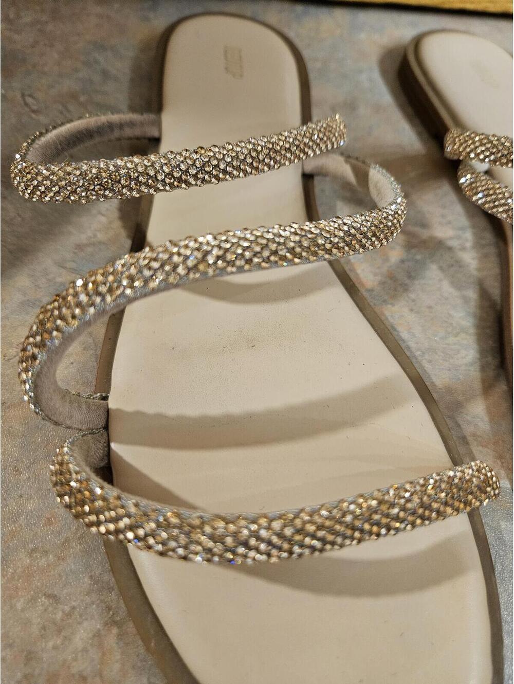 Redtop Sandals - Picture 3 of 9